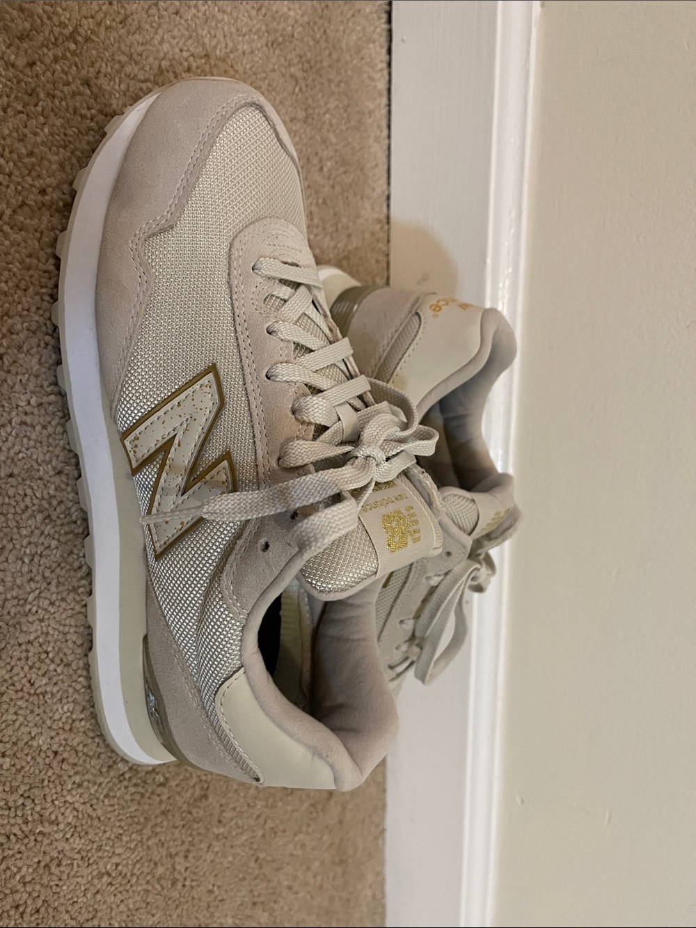 New Balance Beige and Gold Accent Women's Sneakers 515 Brand New size 9 1/2
